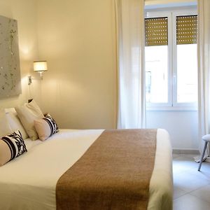Kamer met een Queen Size Bed